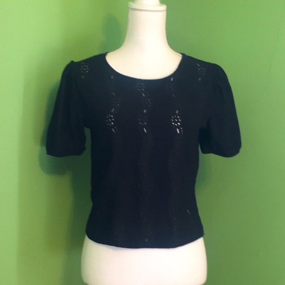 ZARA black‎ cropped top with short puffy sleeves